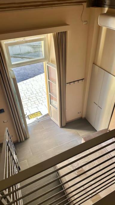 Couple'S Dream Loft 100Mt From Duomo And Lake كومو المظهر الخارجي الصورة