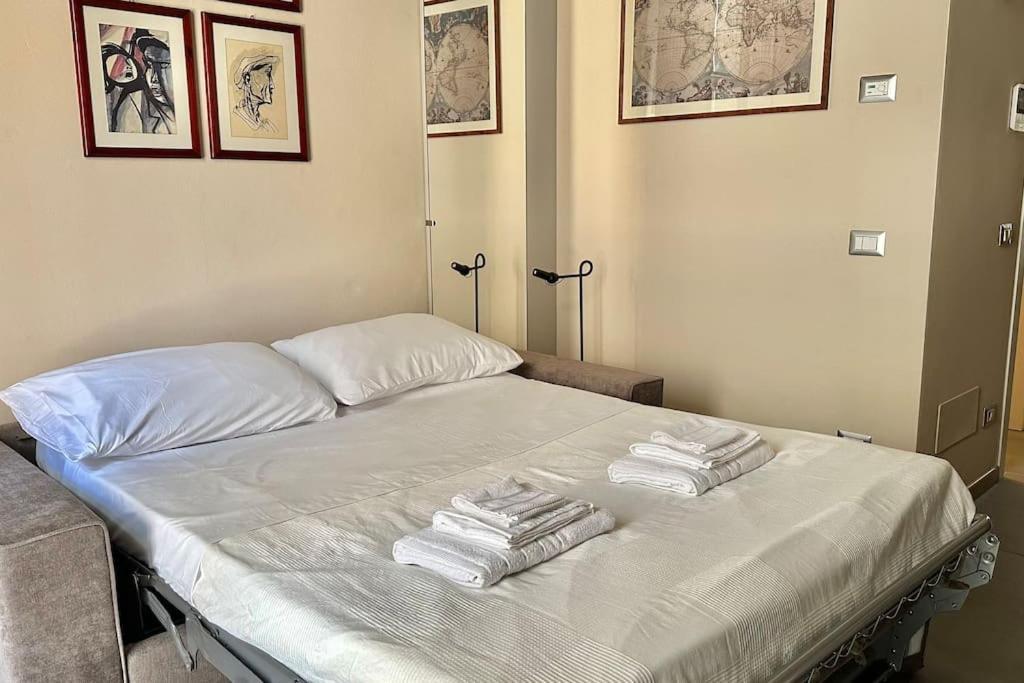 Couple'S Dream Loft 100Mt From Duomo And Lake كومو المظهر الخارجي الصورة